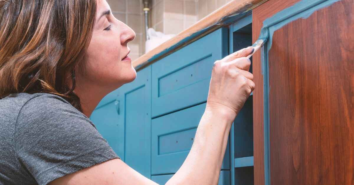 DIY How to Paint Kitchen Cabinets